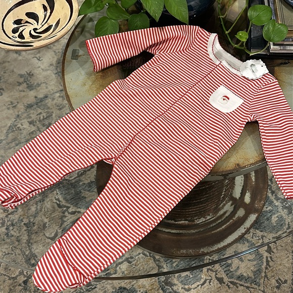 Santa Baby Onesie sleeper Christmas French knot cotton - Picture 3 of 12